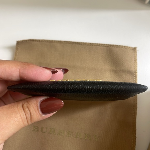 BURBERRY card holder Authentic - Picture 6 of 7